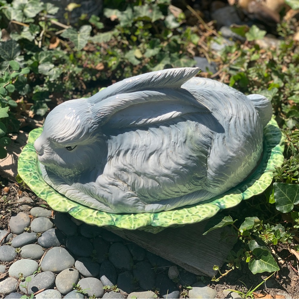Vintage Italian Ceramic Rabbit In Cabbage XL Covered Casserole Serving Dish